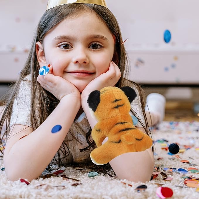 Zerodeko Animal Slap Bracelets, Stuffed Animal Lion Snap Bracelet Jungle Themed Slap Bracelet Animal Plush Toys Gifts Party Favors for Kids Toddler Boys Girls (Yellow)