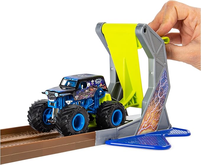 Monster Jam, Champ Ramp Freestyle Playset with Exclusive Son-uva Digger Monster Truck, 1:64 Scale Die-Cast, Kids Toys for Boys and Girls Ages 4-6 and Up